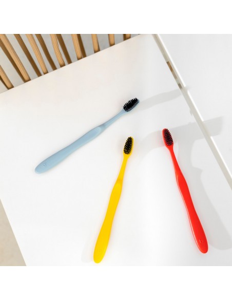 Cepillo de dientes adulto - Medium rojo Bioseptyl