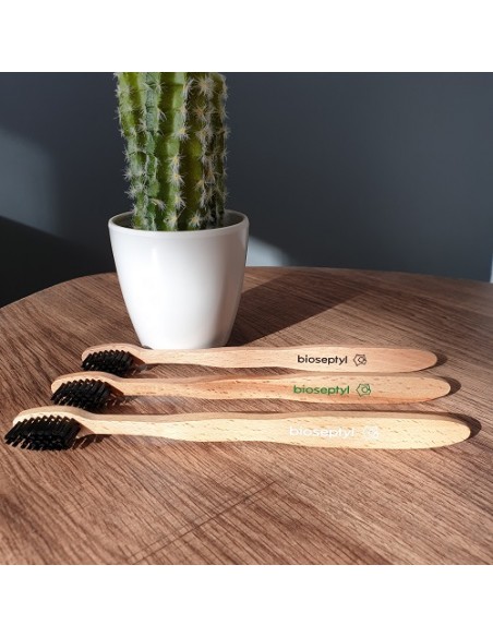 Cepillo de dientes de madera de haya soft verde Bioseptyl Cepillo de dientes de madera de haya soft verde Bioseptyl